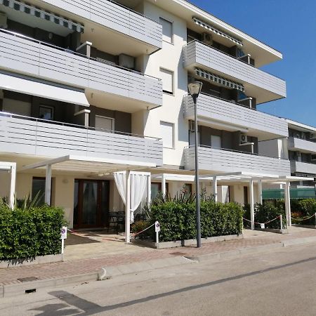 Condominio Diana Est- Gemini Bibione Dış mekan fotoğraf